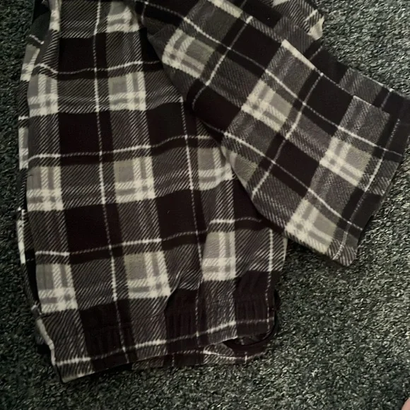 Cuddl Duds Men’s Flannel pajama pants & top XXL - Picture 4 of 7